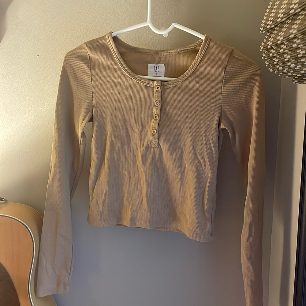 Teen gap caramel basic button long sleeve shirt size 12